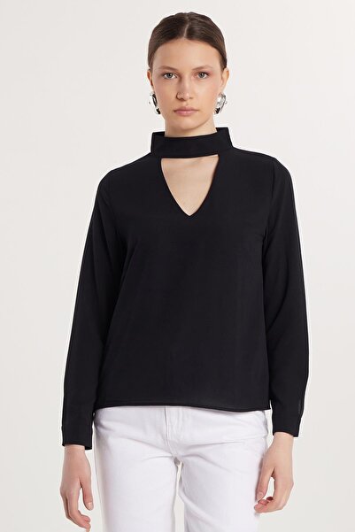 Tudors Kadın Standart Fit Choker Yaka Siyah Bluz