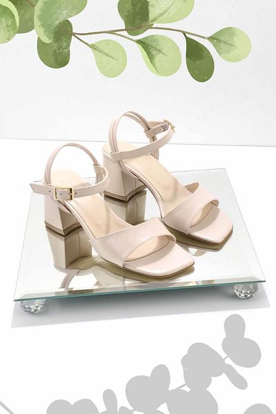 Bambi Pantofi clasici cu toc de damă bej K 05233029009