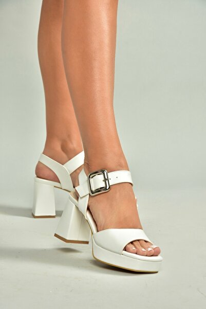 Fox Shoes U 820009709 White Thick Heeled Women's Shoes