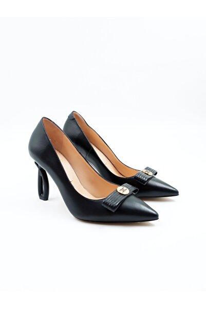 Tenau Ženske cipele sa štiklom od prave kože