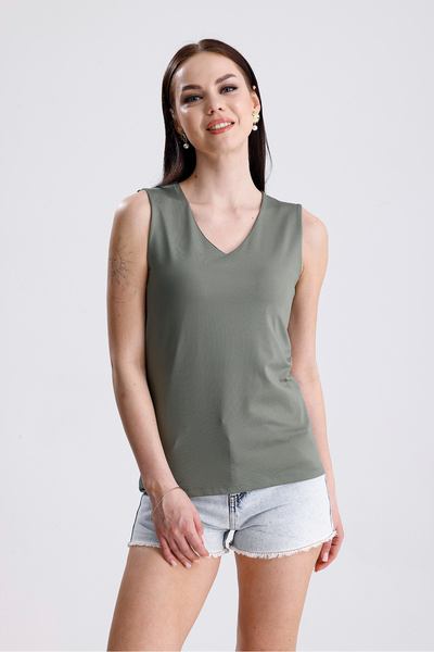 Madame Gold Women's V-Neck Athlete