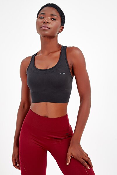 MARATON قميص نسائي ضيق برقبة دائرية باللون الأسود - برا