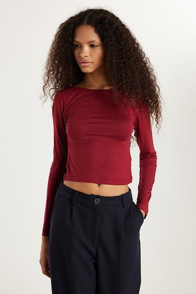 Tudors Women's Slim Fit Slim Fit Back Detailed Burgundy Blouse