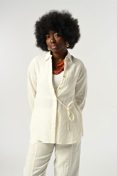 Orfeo Negro Women's 100% Linen Shirt with Front Tie Detail