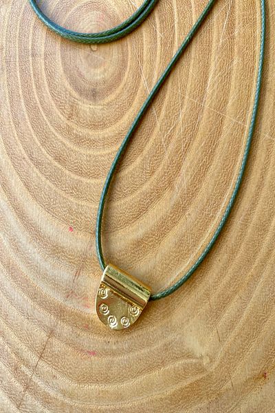 Shepidi Gold Figured Scroll Lock Knit Necklace