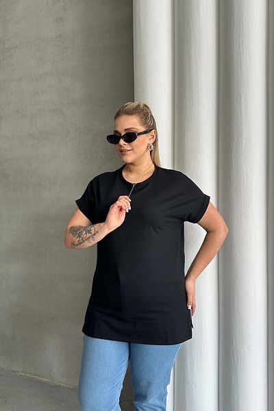 uniq store Μπλουζάκι με κοντό μανίκι με λαιμόκοψη με σκισίματα στα πλαϊνά RFT-01