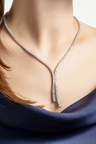 So CHIC... Davet Şıklığı 18 Ayar Beyaz Altın Kaplama Gümüş Su Yolu Gerdanlık