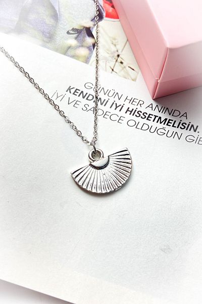 roshel Steel Silver Color Thin Chain Steel Necklace
