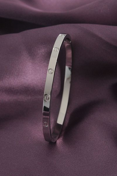 AfraBeauty 316L Stainless Steel Silver Handcuff Bracelet Women - Hypoallergenic & Casual Chic