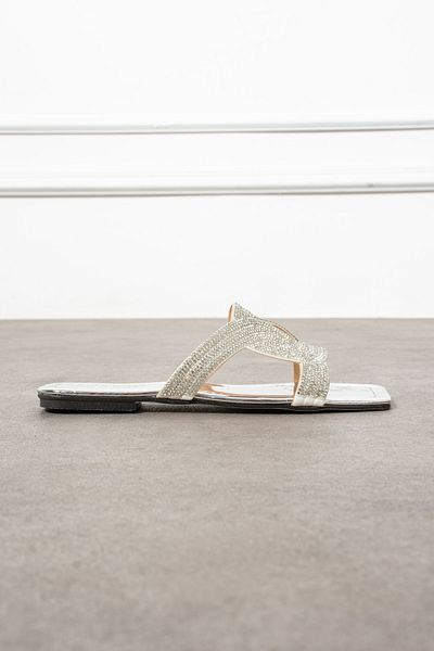 DC DONNA Stylish Slippers with Stone Detail