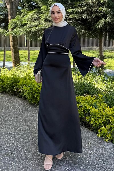 julude Μαύρο Hijab Πλαϊνό Δεμένο Πέτρινο Σατέν Βραδινό Φόρεμα