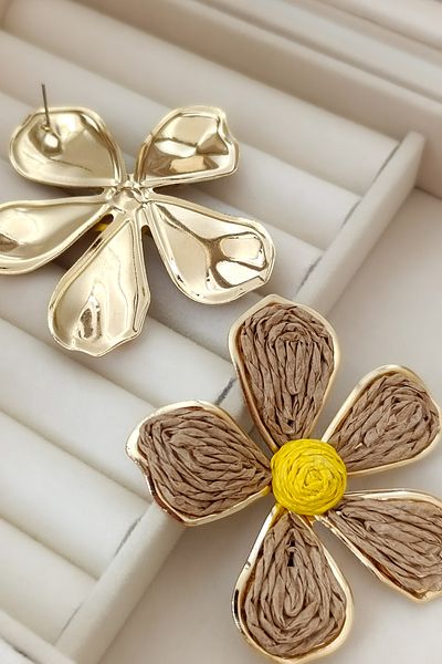COSİTA Wicker Large Size Daisy Brown Yellow Flower Gold Framed Earrings