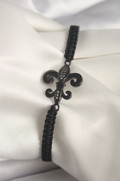Clariss Brass Black Color Zircon Stone Embroidered Lily Figure Elevator Macrame Model Women's Bracelet