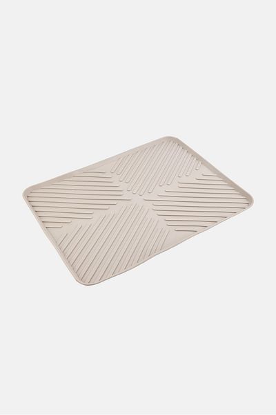 NANETTE LEPORE Slicone Textued Drying Mat, Grey