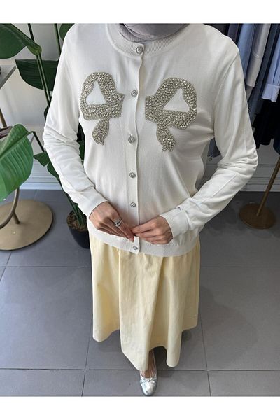 Ghisa Bow Stone Detail Cardigan