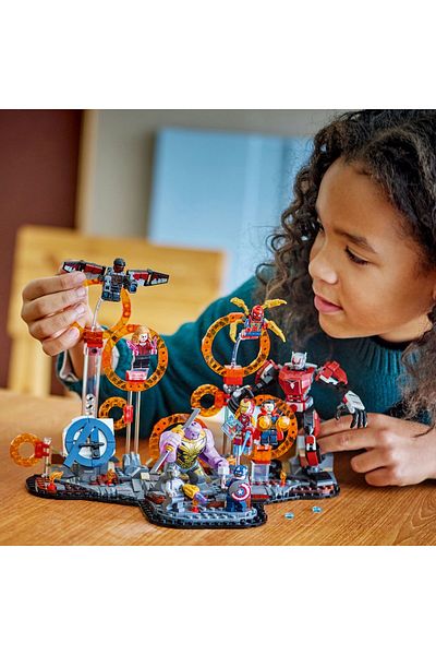 LEGO Marvel Super Heroes Set - Avengers: Endgame Final Battle (76323)