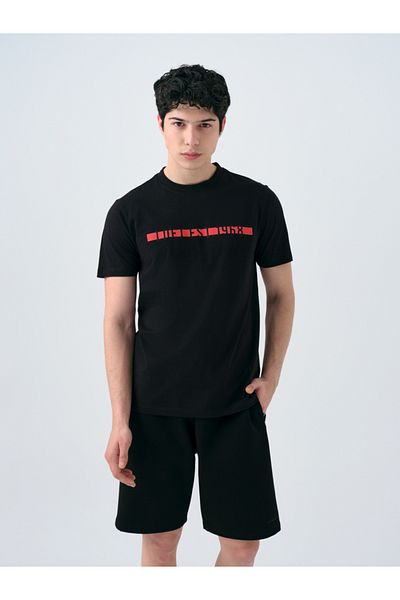Loft 2038693 Black Men's Crew Neck T-Shirt with Lettering Detail on the Chest