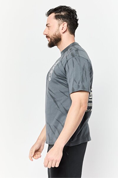 Reebok Men Sportswear Fit Short Sleeves Running T-Shirt, Charcoal