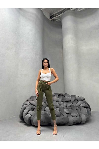 AsiaLife Green Leg Cut Mom Jeans (Lycra)