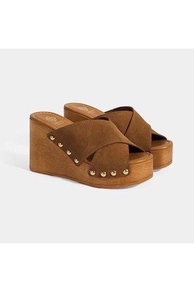 Desa Women's Tan Staple Detailed Suede Wedge Heeled Slippers