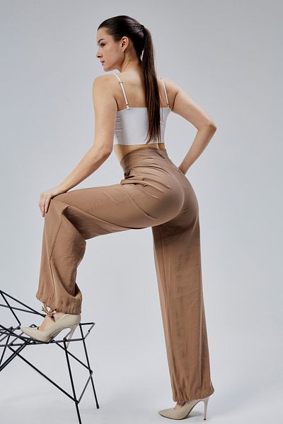 Bolivente Light Brown Loose Cut Modal Woven Trousers