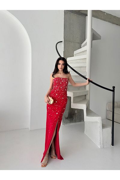 Serica Moda Red Stone Embroidered Slit Strapless Evening Dress