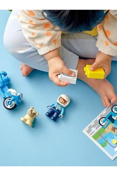 LEGO 10967 police motorcycles