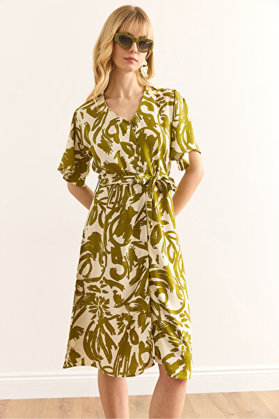 Olalook Kadın Desenli Yağ Yeşili V Yaka Kuşaklı Dokuma Mini Gömlek Elbise ELB-19002380