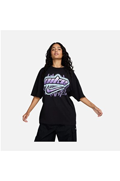 Nike Sportswear Dance Oversized Short-Sleeve Kadın Tişört YouSports