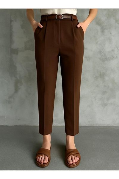 Heyya Women's Skinny Leg Seasonal Belted Fabric Trousers Brown