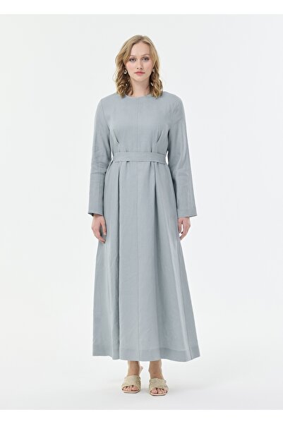 Armağan فستان من الكتان بتفاصيل بطارية