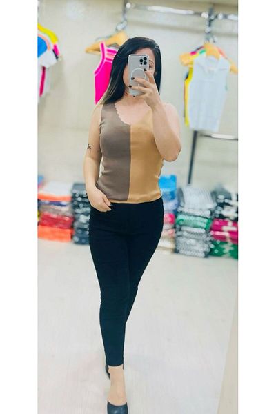 Butik Zeyoo Collection Women's Thick Strap Two Tone V Neck Crop