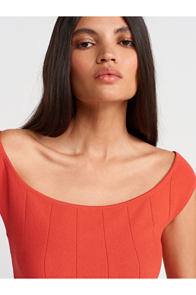 Dilvin 10741 Kayık Yaka Volanlı Triko Bluz-A.Kırmızı
