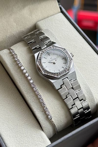 Homies Women's Wristwatch Special Gift Box and Bracelet for Mother's Day .Hm06354S01
