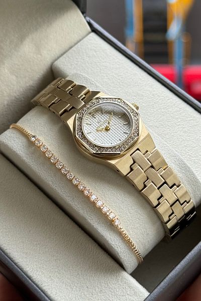 Homies Women's Wristwatch with Special Box and Bracelet Gift for Mother's Day.Hm06354S01