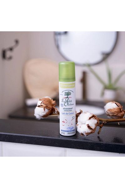 Le Petit Olivier Deodorant spray gentle Le Petit Olivier Cotton Milk