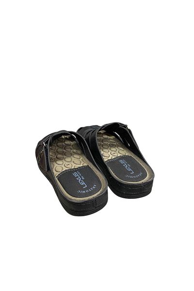 AVOX Slippers Closed Front