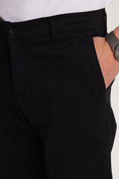 Tudors Ανδρικό παντελόνι Chino Regular Fit με εύκαμπτες πλαϊνές τσέπες με φερμουάρ μπροστά από βαμβακερό μαύρο παντελόνι