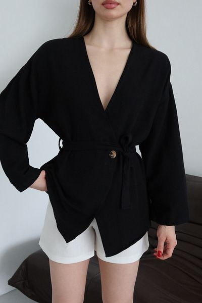 Laluvia Schwarzer Leinen-Kimono aus 100 % Baumwolle mit Knopfdetail und Gürtel – 005