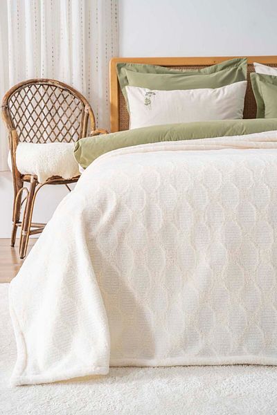 Riva Cuvertură de pat Allen Jacquard Raschel Nordic Single Punch