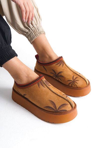 EMOYRA Anais Women's Tan Winter Daily Fur Mini Bootie