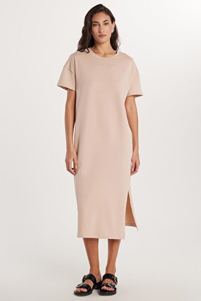 Tudors Kadın Regular Fit Kısa Kollu Bisiklet Yaka Bej Elbise