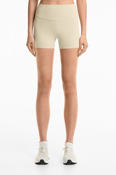 Oysho Comfortlux high-rise 10cm hot pants