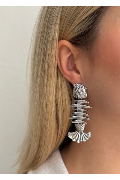 KİLİGİSTANBUL Fish Bone Earrings