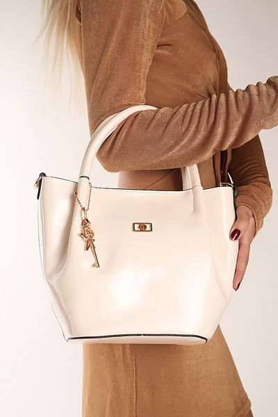 Moda Lime Women's Shiny Patent Leather Cream Medium Size Stylish Bag with Accessory Detail