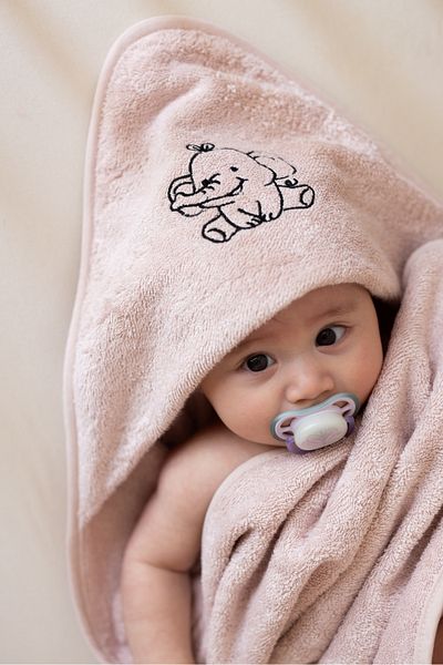 EIFIN Cotton Baby Towel Swaddle Elephant Embroidered