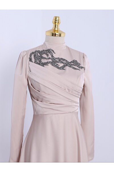 Modamorfo Βραδινό φόρεμα με πέτρες στο λαιμό και μπροστά ντραπέ - Πούδρα