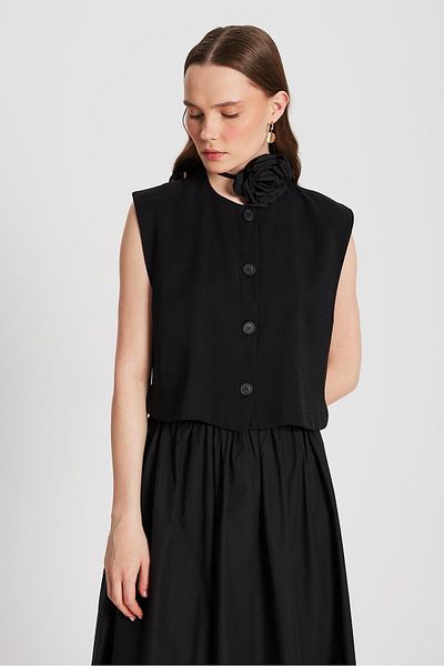 minaaise Women's Black Hannah Buttoned Vest 29090