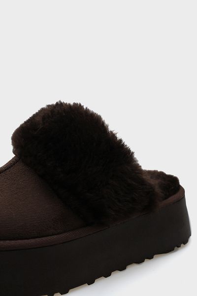 Capone Outfitters Chlupaté dámské pantofle s uzavřenou špičkou