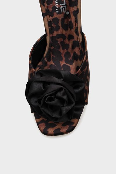 Capone Outfitters Γυναικείες παντόφλες Lou με μεσαίο τακούνι Floral Satin